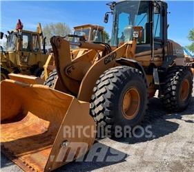 CASE 621D Hjullastare