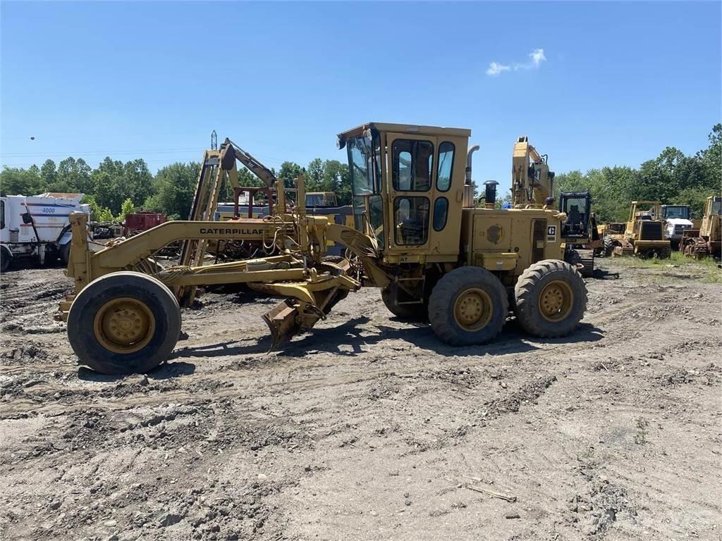 CAT 120G Väghyvlar