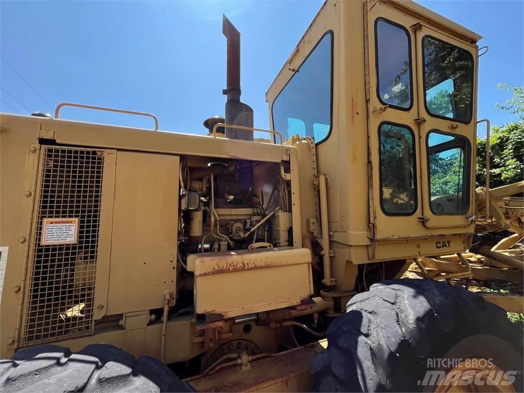 CAT 120G Väghyvlar