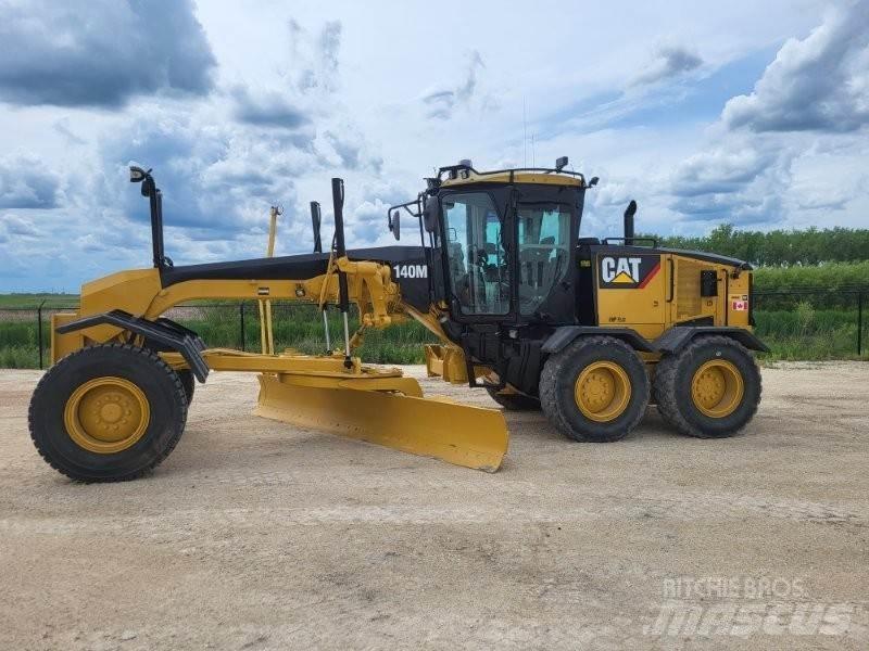CAT 140M Väghyvlar