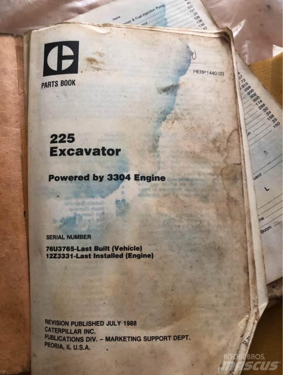 CAT 225 LC Bandgrävare
