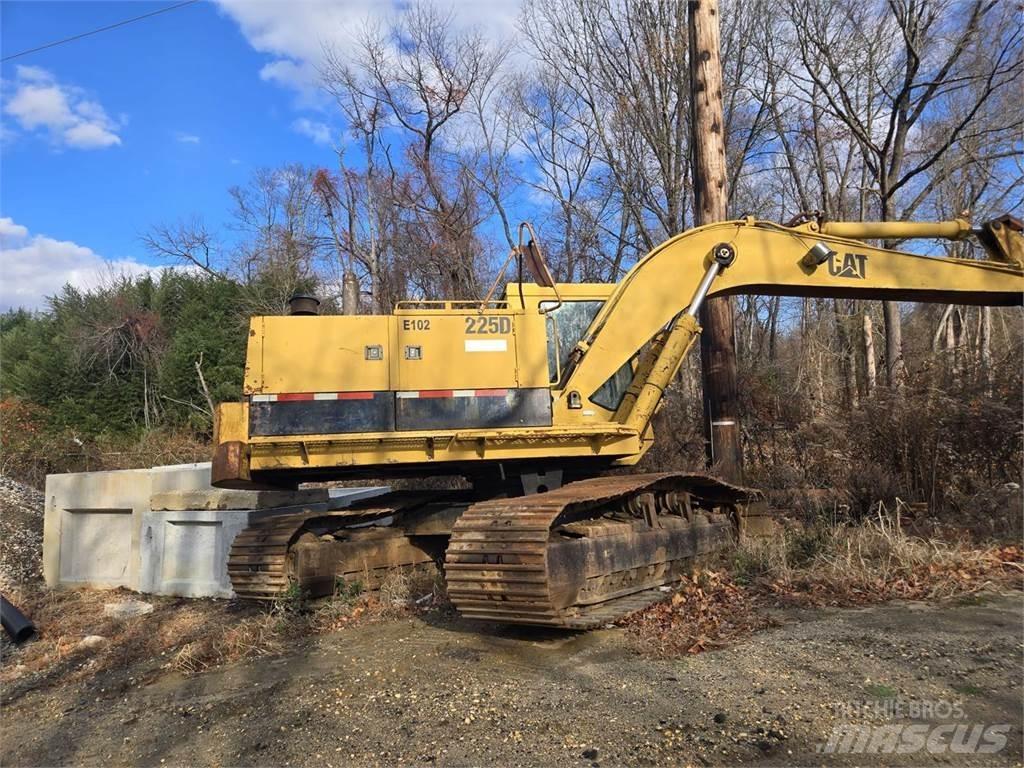 CAT 225D Bandgrävare