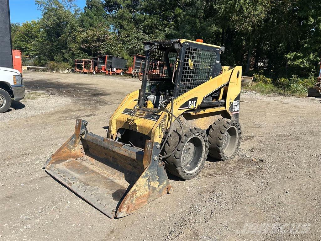 CAT 246B Kompaktlastare