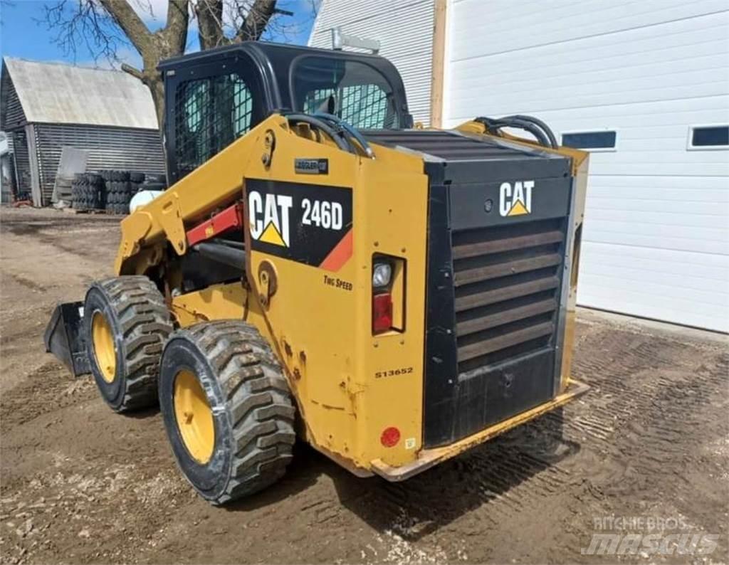 CAT 246D Kompaktlastare
