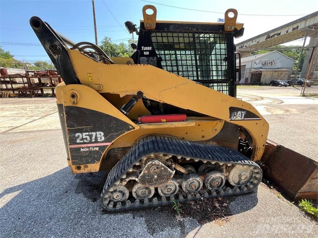 CAT 257B Kompaktlastare