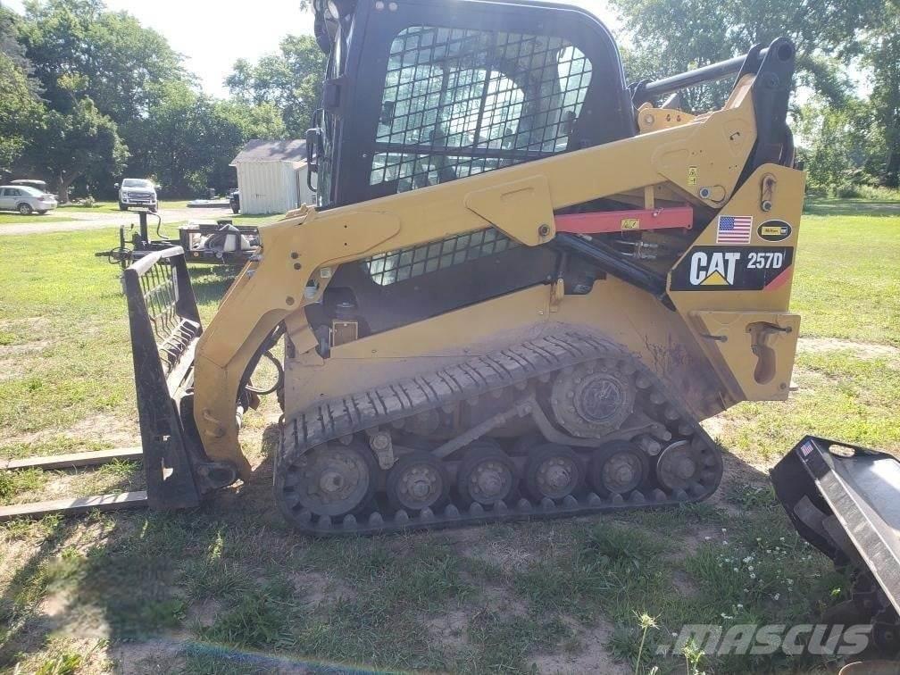CAT 257D Kompaktlastare