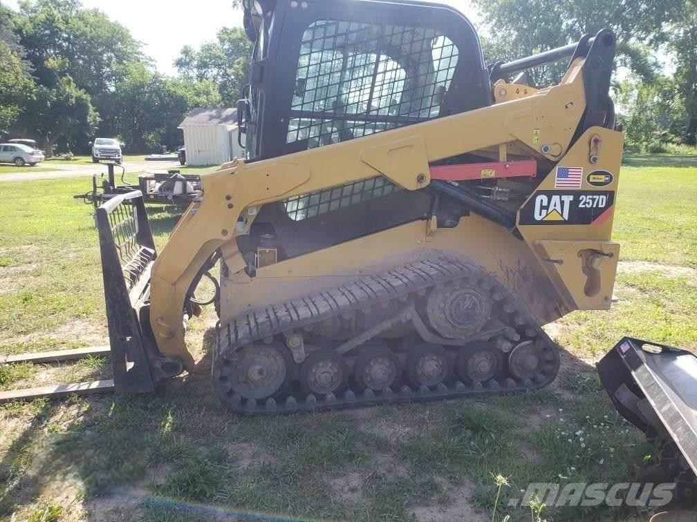 CAT 257D Kompaktlastare