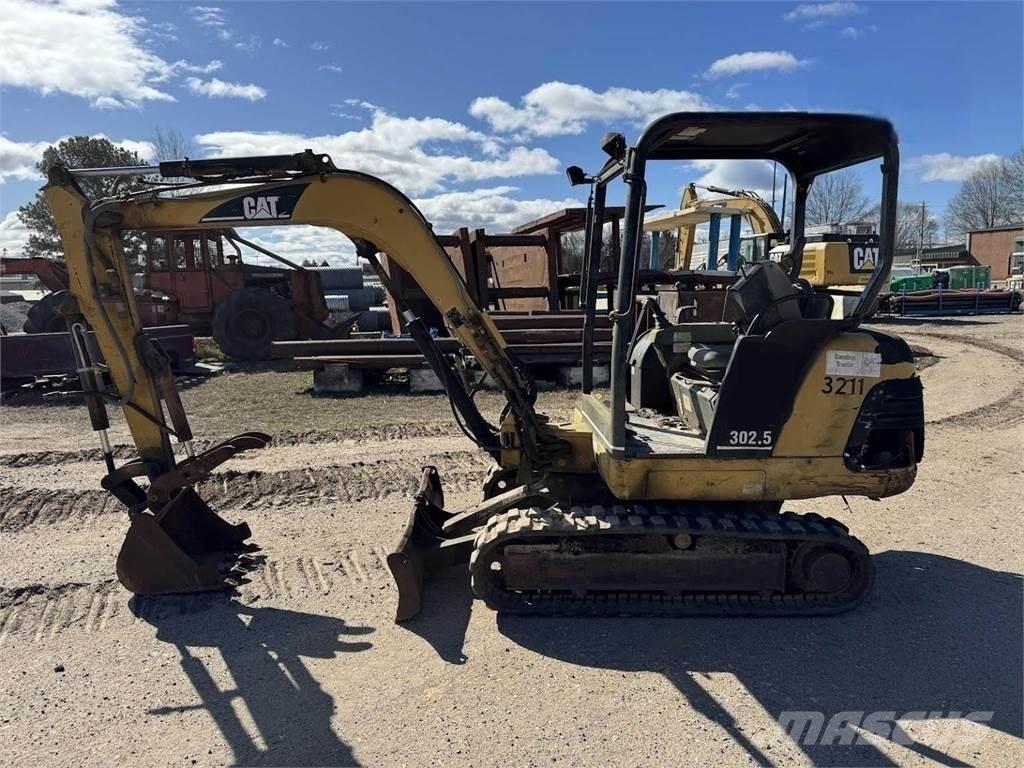 CAT 302.5 Minigrävare < 7t