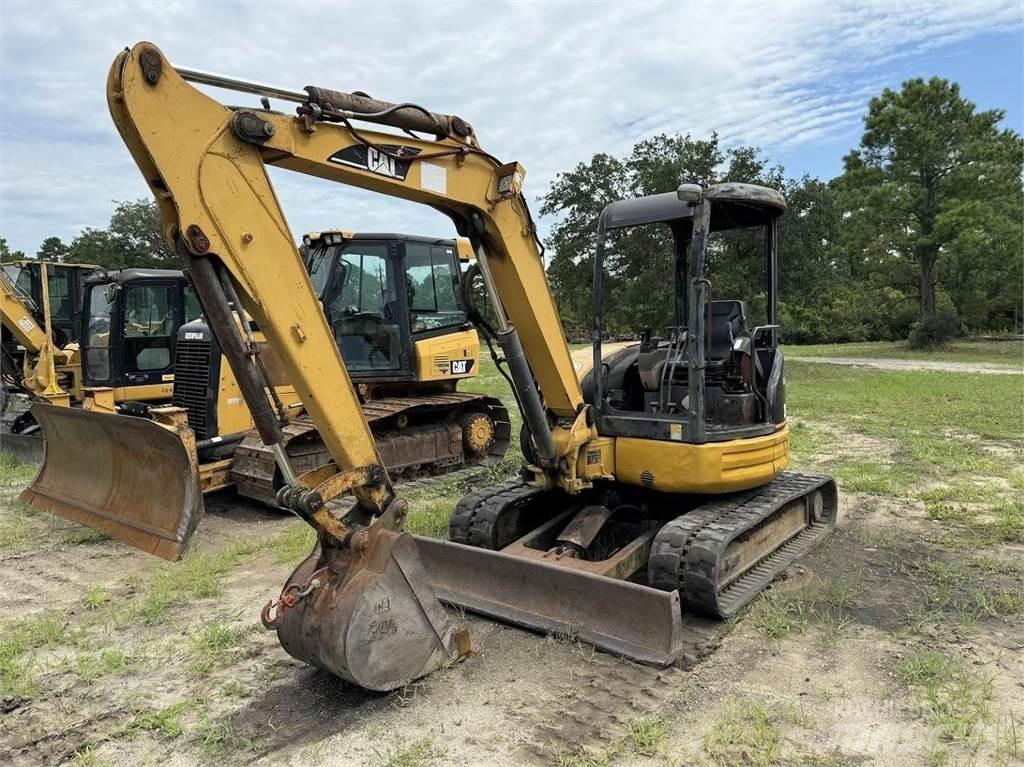 CAT 304CR Minigrävare < 7t