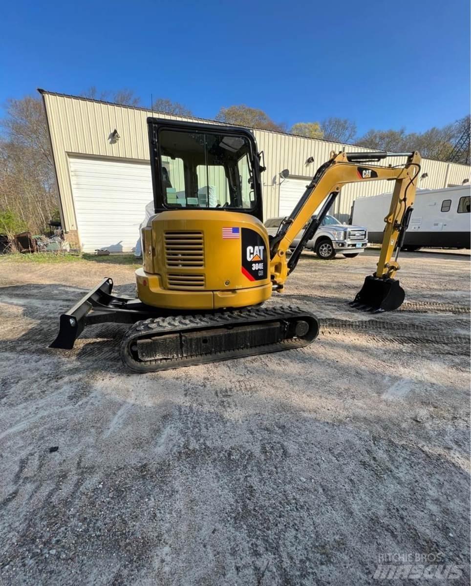 CAT 304E Minigrävare < 7t