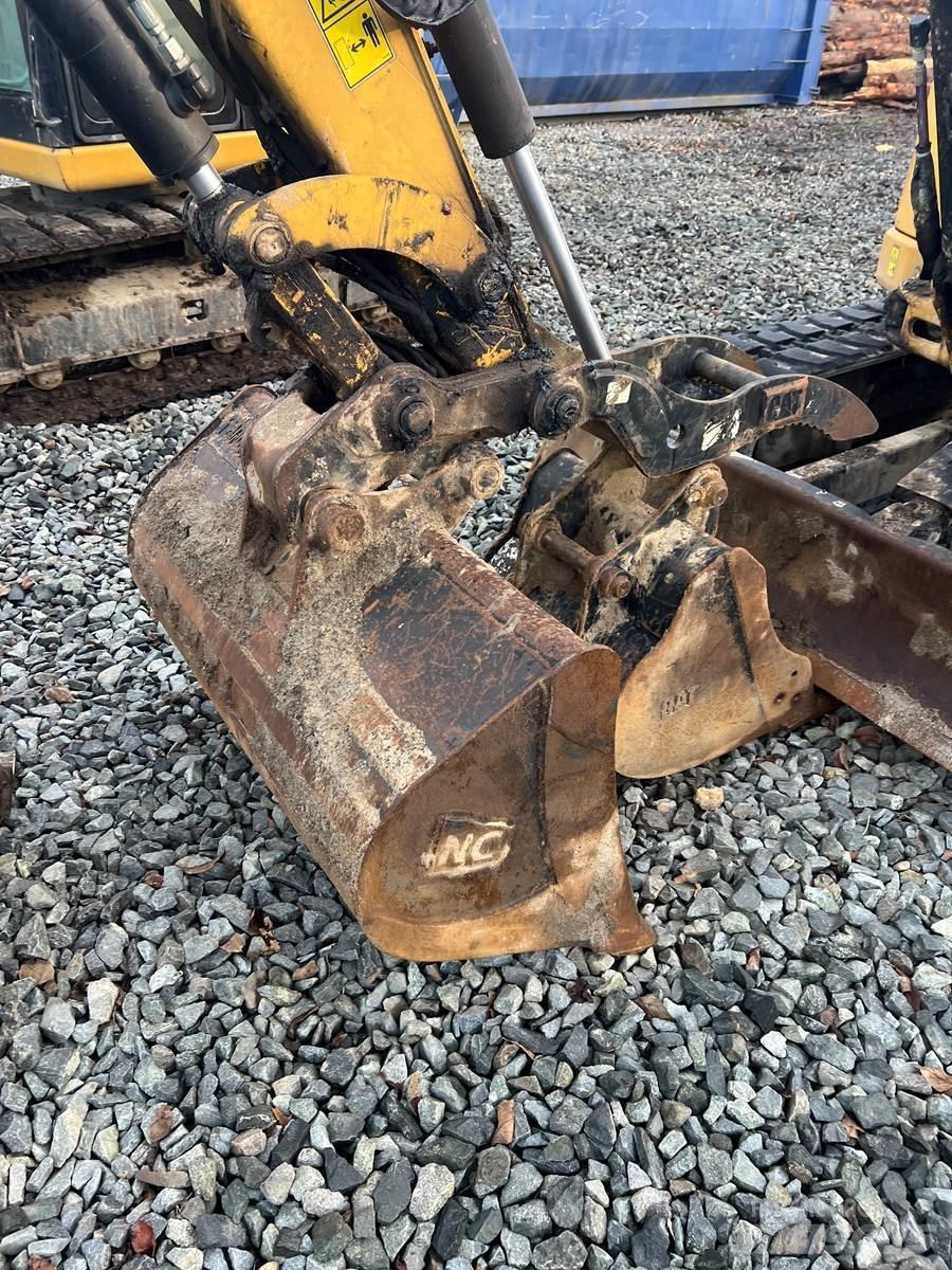 CAT 305 Minigrävare < 7t