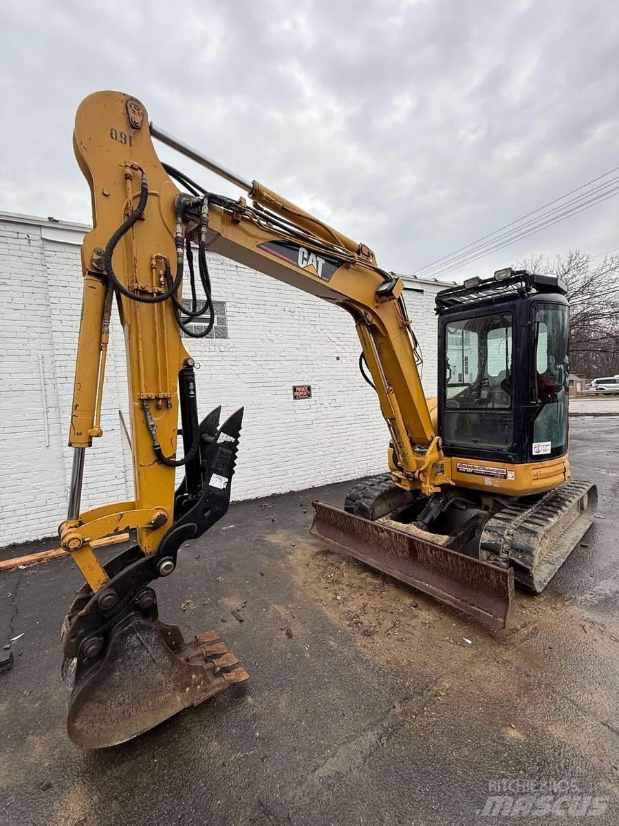 CAT 305CR Minigrävare < 7t