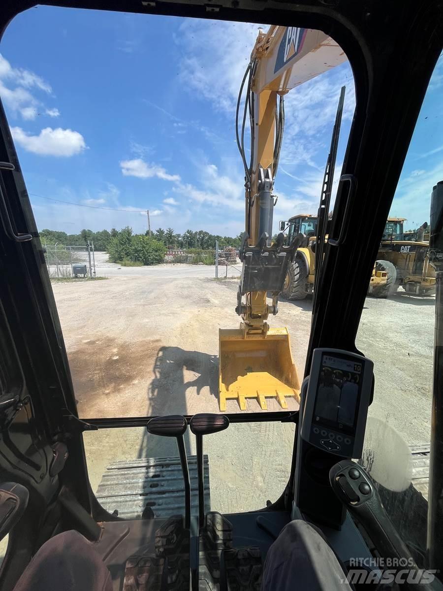 CAT 313FL Bandgrävare