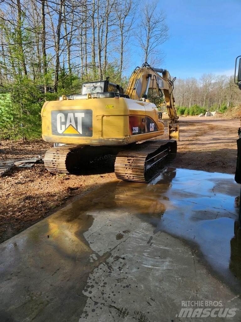 CAT 320DL Bandgrävare