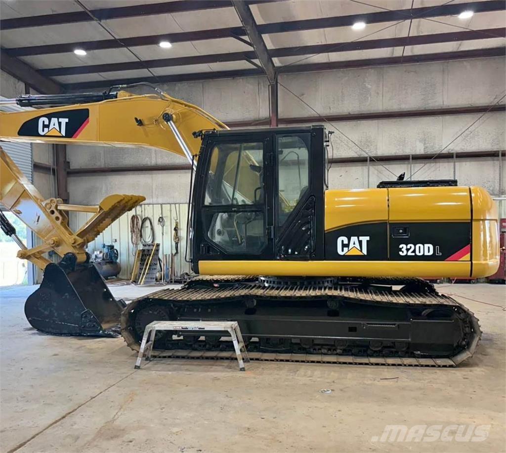 CAT 320DL Bandgrävare