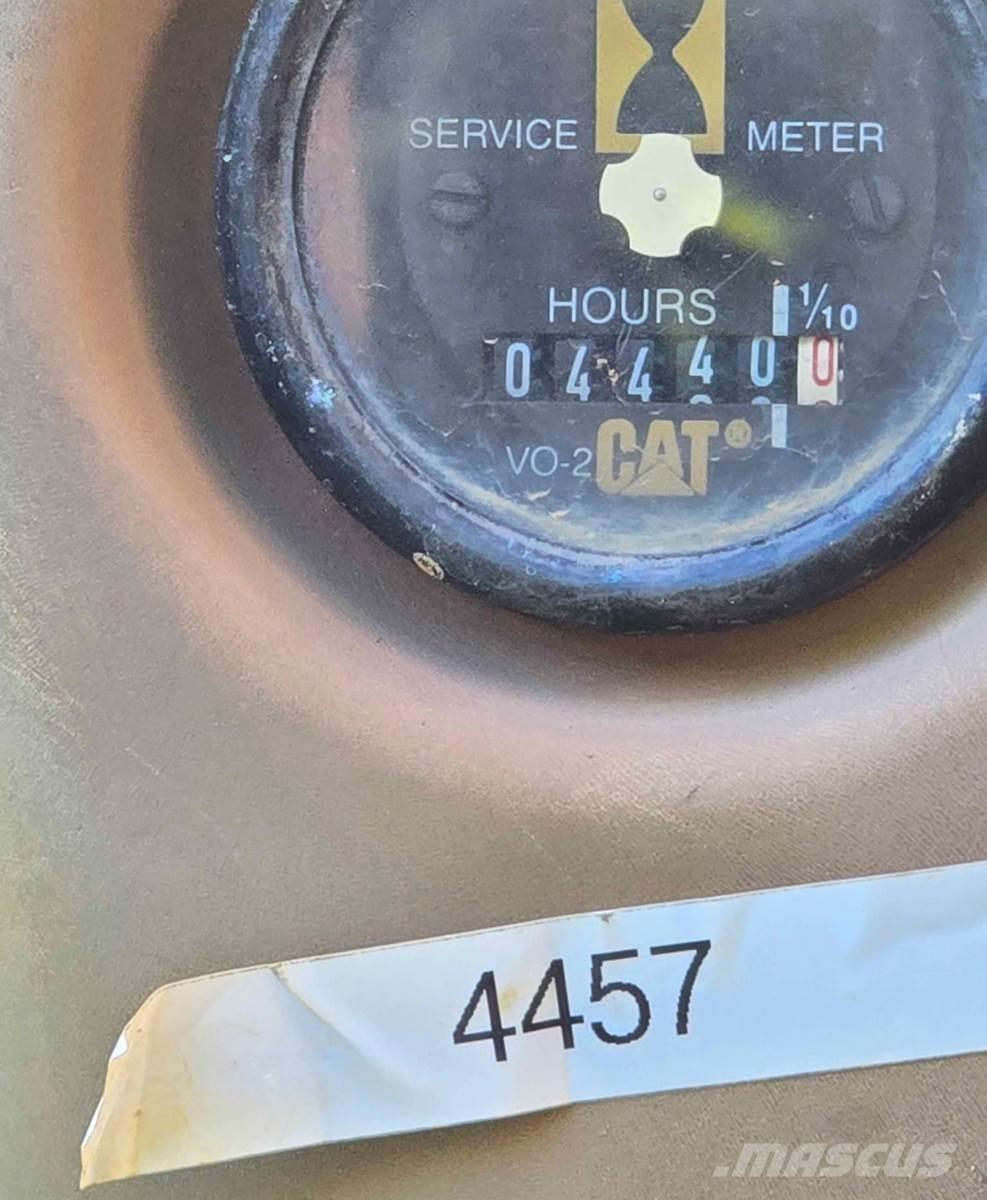 CAT 320L Bandgrävare