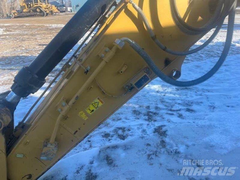 CAT 323FL Bandgrävare