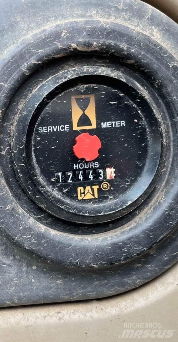 CAT 325CL Bandgrävare