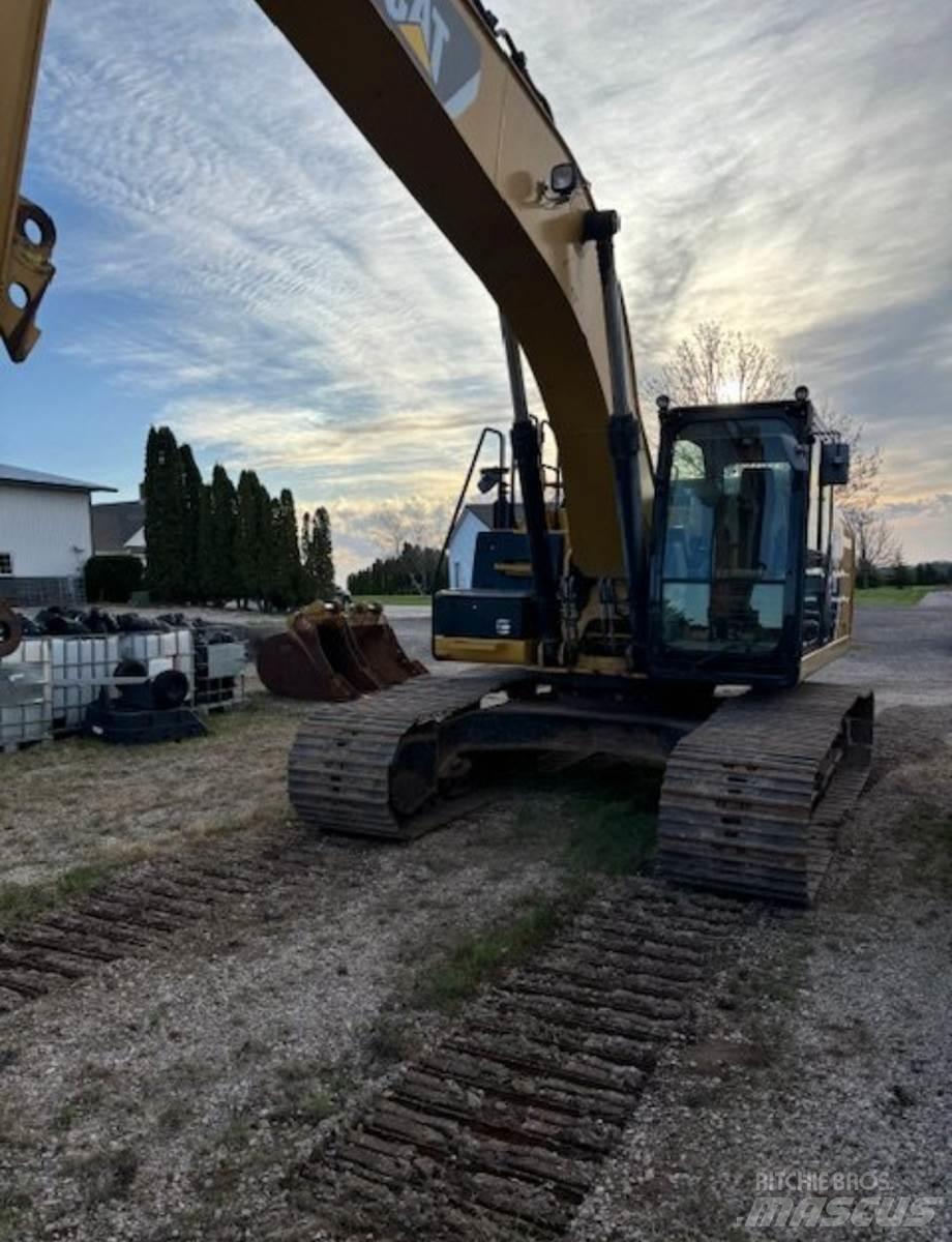 CAT 329EL Bandgrävare