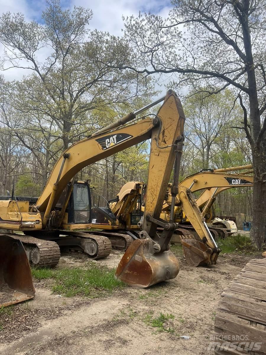 CAT 330BL Bandgrävare