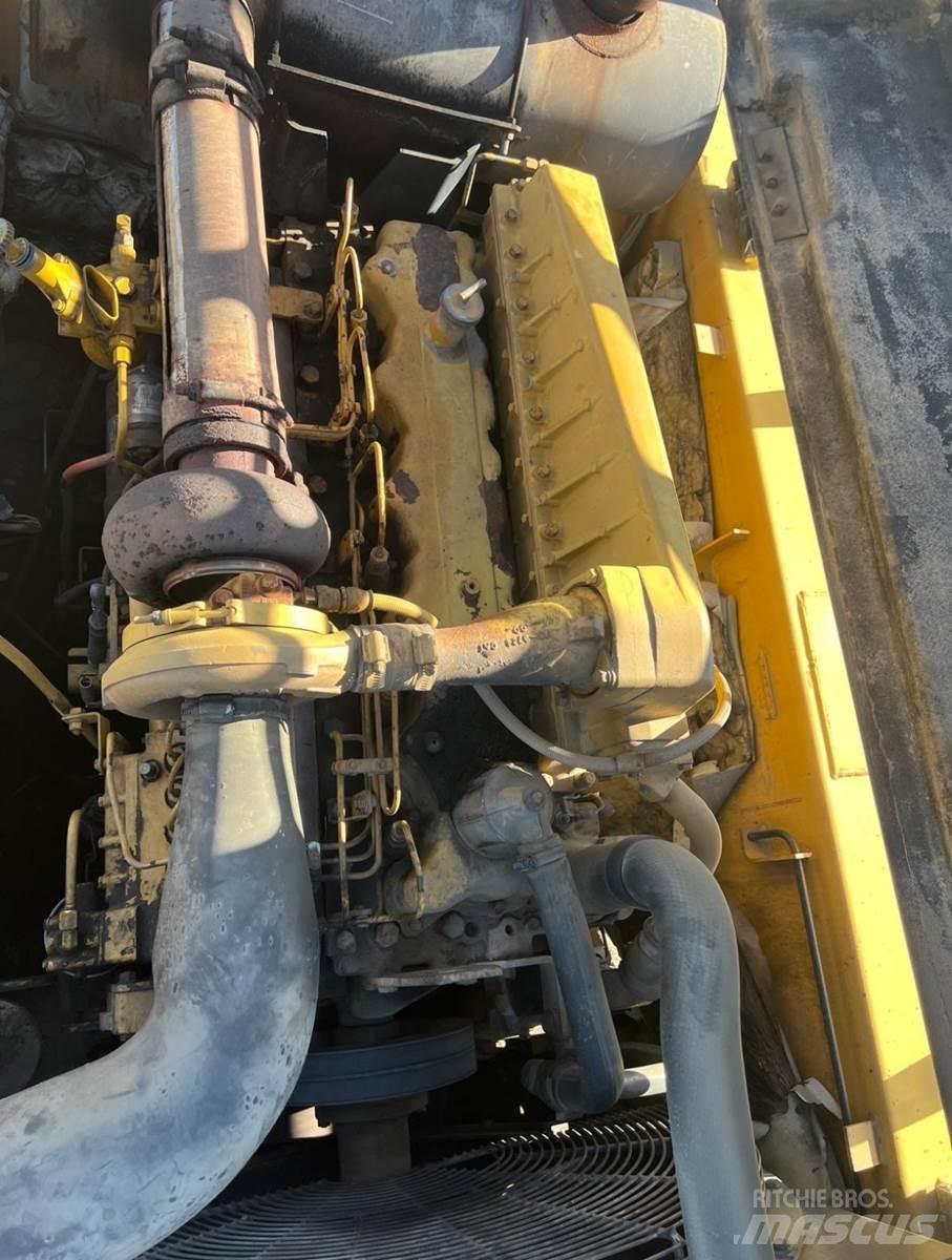 CAT 330BL Bandgrävare