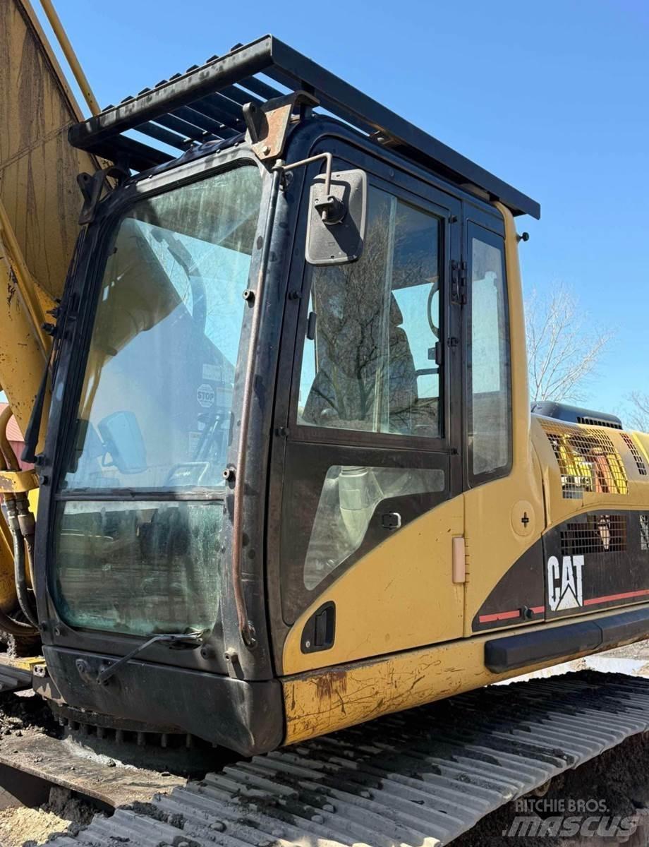 CAT 330C Bandgrävare
