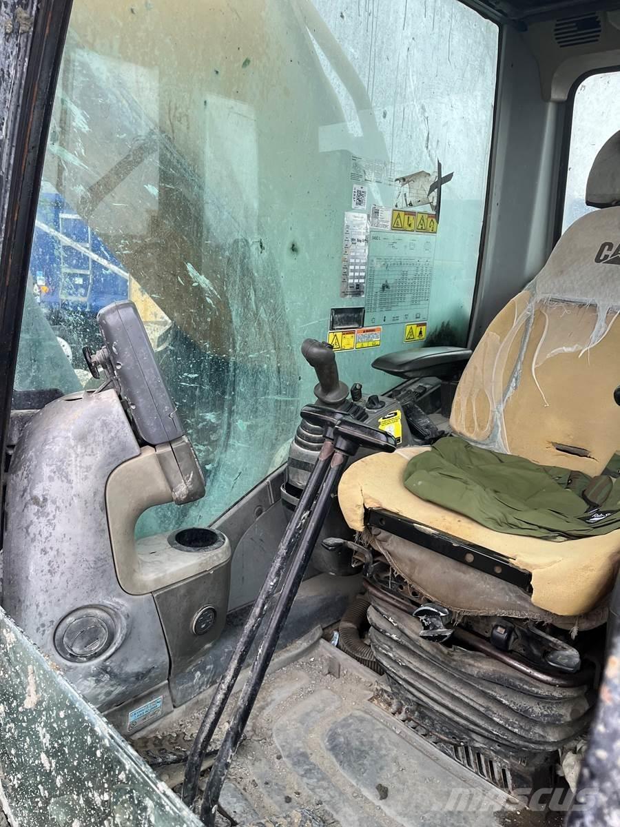 CAT 345CL Bandgrävare