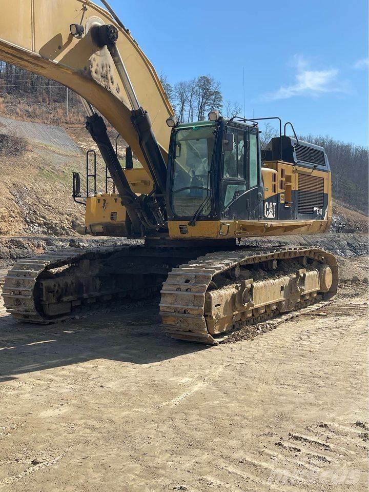 CAT 374DL Bandgrävare