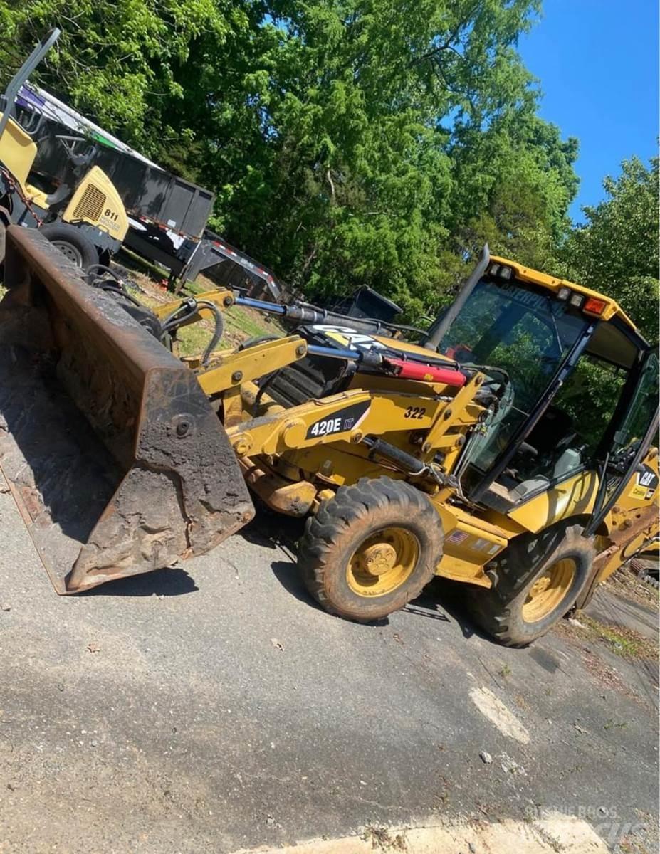 CAT 420E Grävlastare