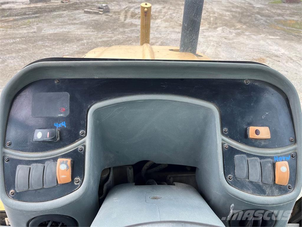 CAT 430D Grävlastare