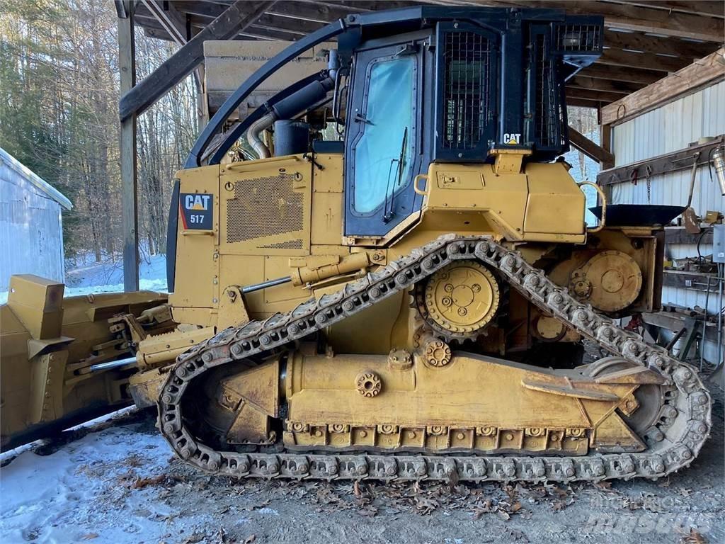 CAT 517 Lunnare