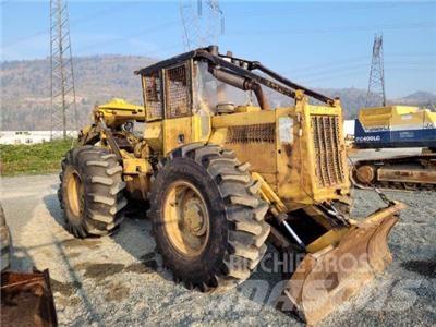 CAT 518 Lunnare