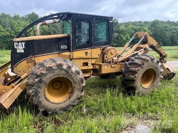 CAT 525 Lunnare