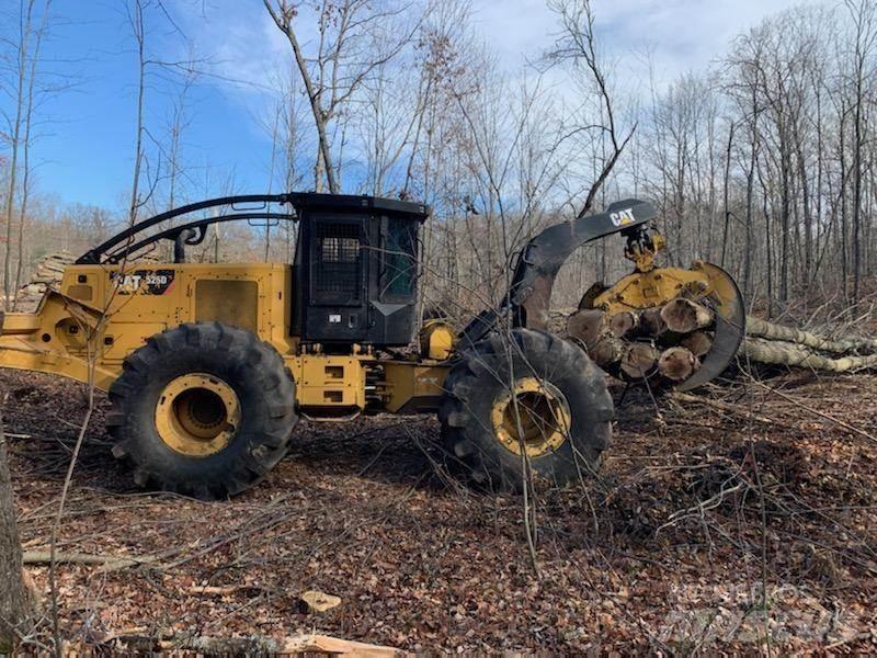 CAT 525D Lunnare