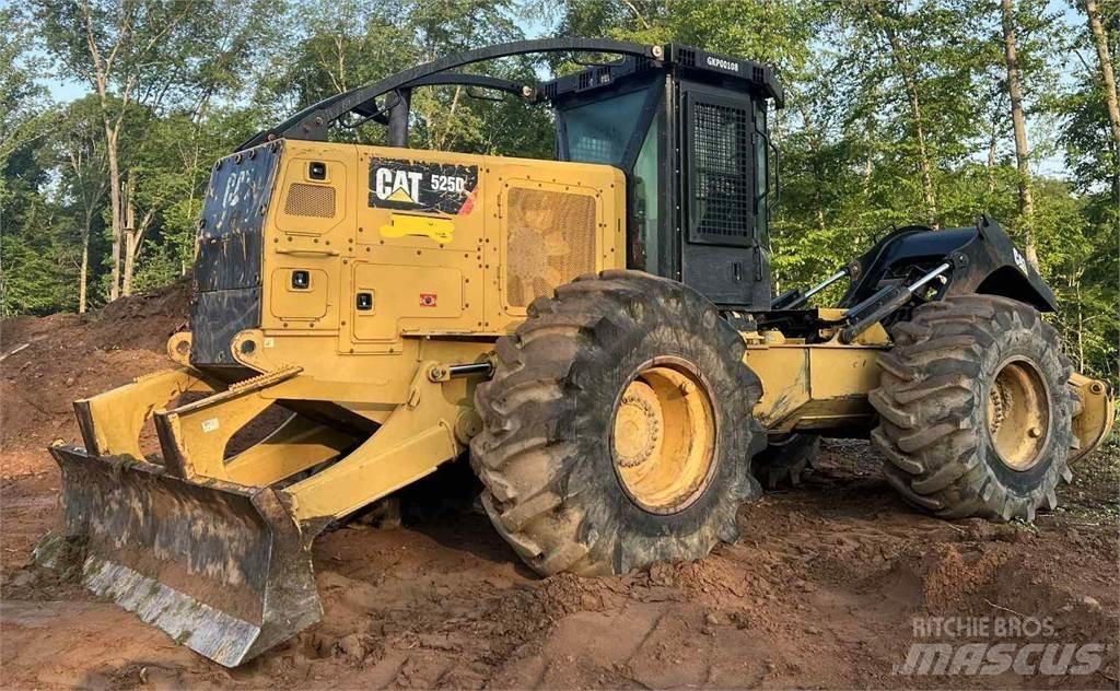 CAT 525D Lunnare