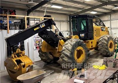 CAT 535D Lunnare