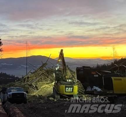 CAT 538 Griplastare och kranar