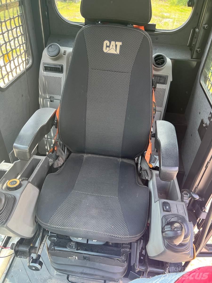CAT 538 LL Terminal Lastare