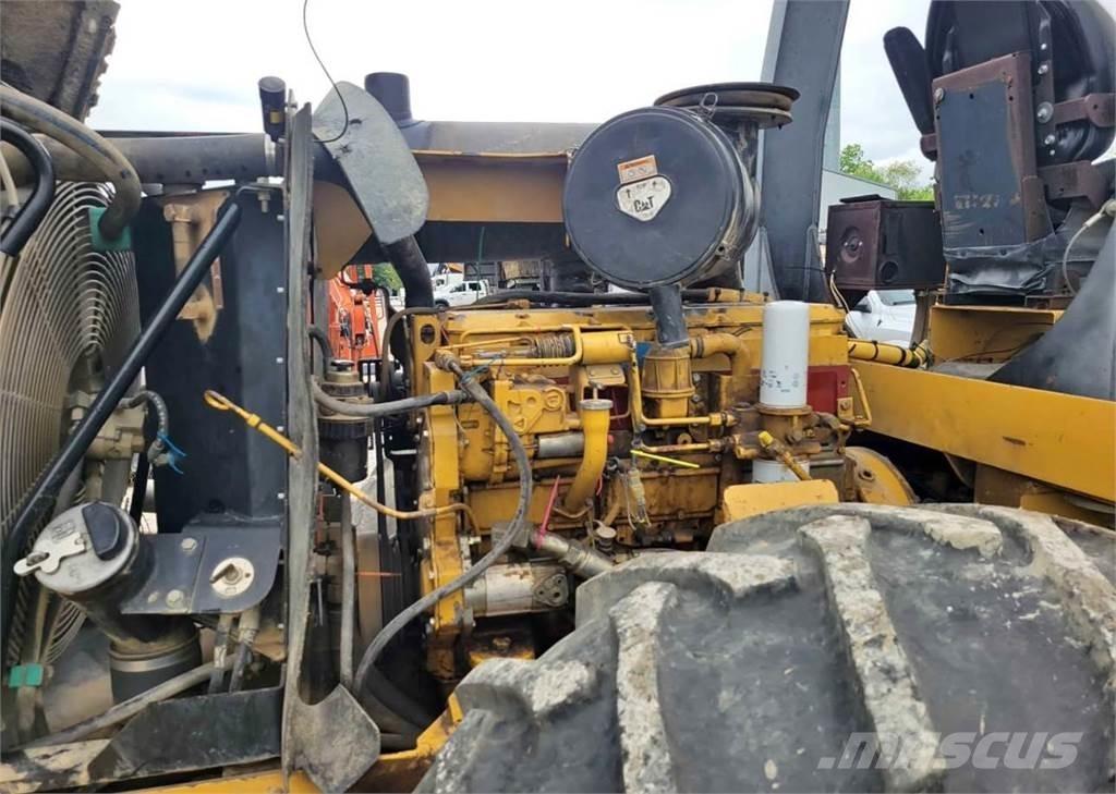 CAT 563C Jordkompaktorer