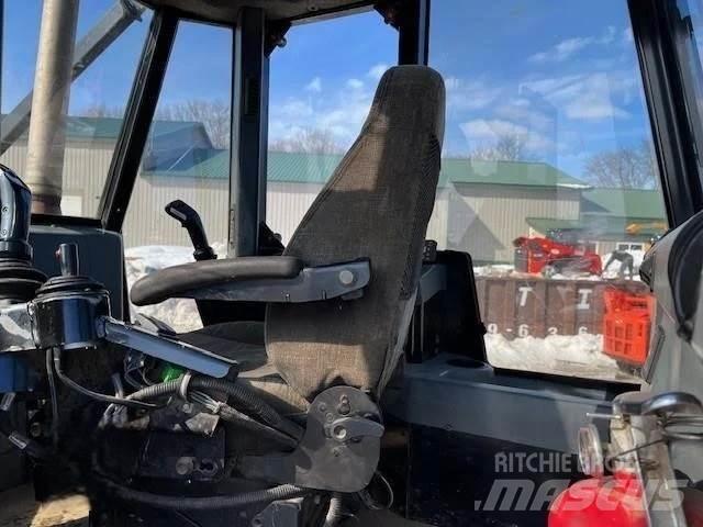 CAT 574 Skotare