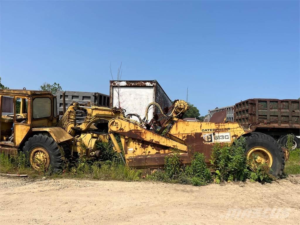 CAT 613C Schaktvagnar