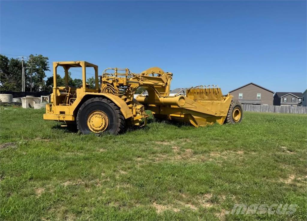 CAT 621B Schaktvagnar