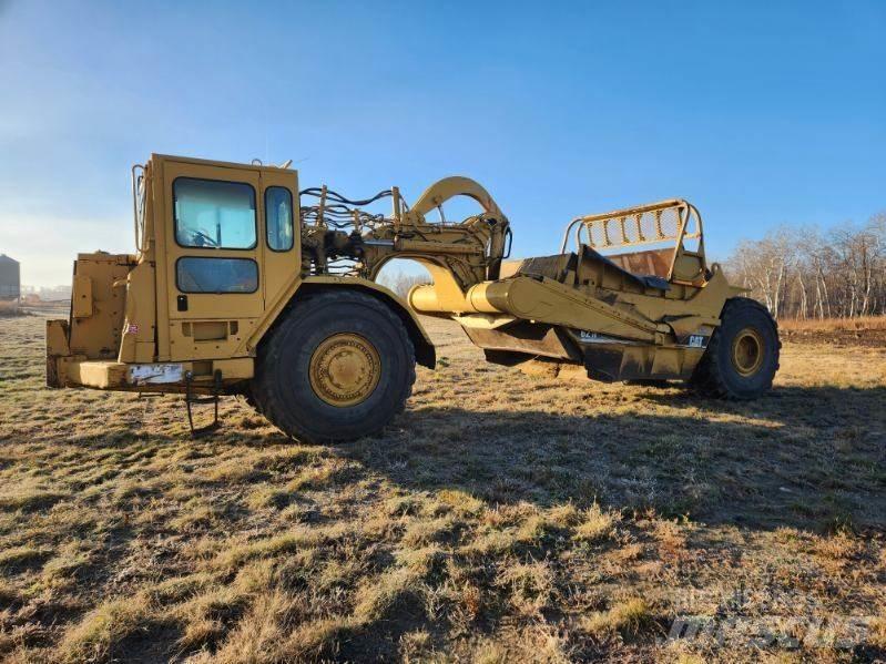 CAT 621F Schaktvagnar