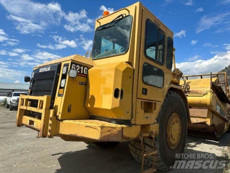 CAT 621G Schaktvagnar