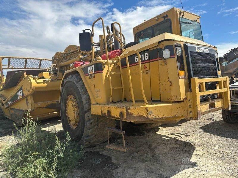 CAT 621G Schaktvagnar