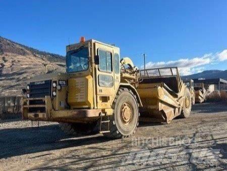 CAT 621G Schaktvagnar
