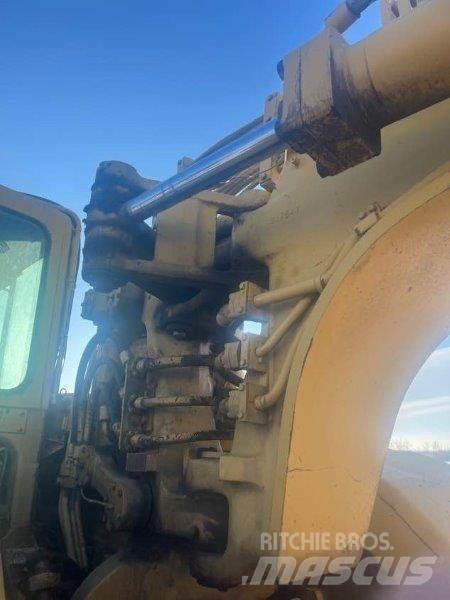 CAT 627B Schaktvagnar