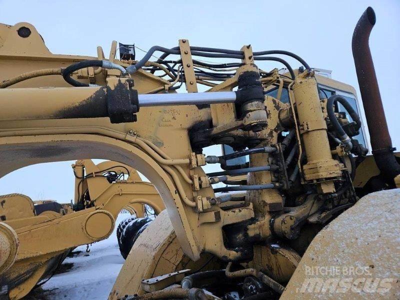 CAT 627B Schaktvagnar