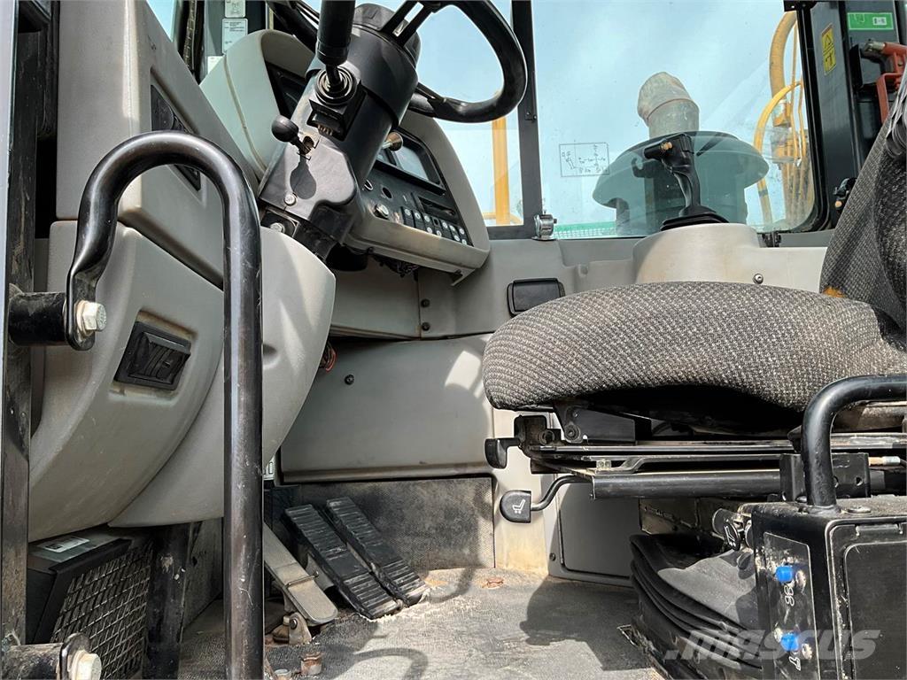 CAT 627G Schaktvagnar