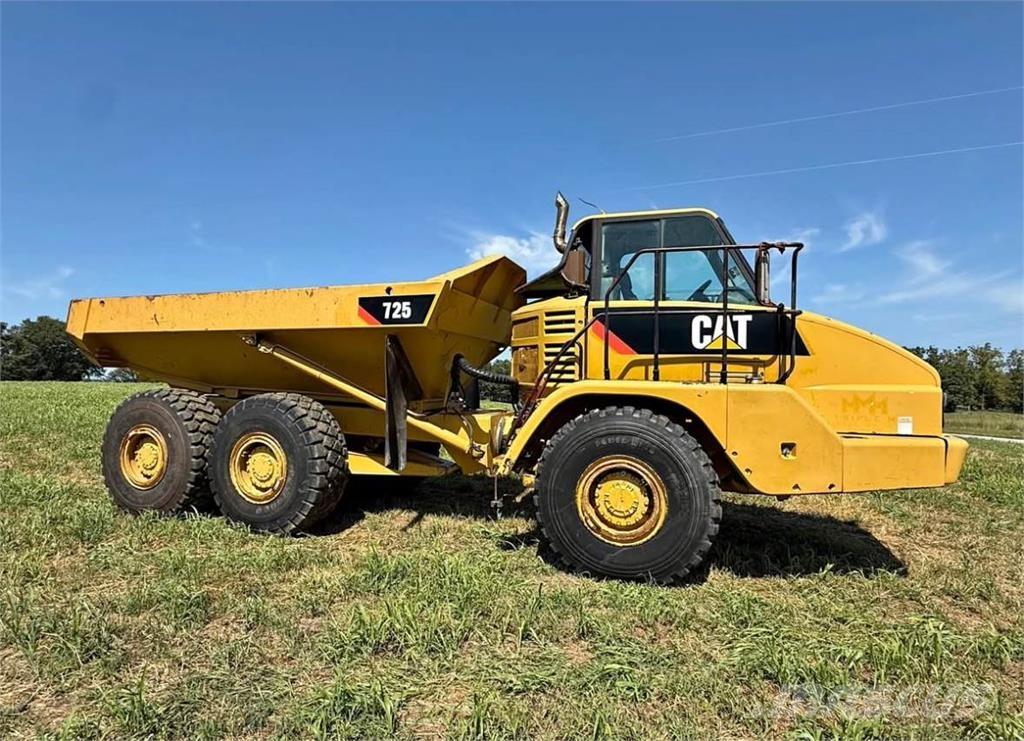 CAT 725 Midjestyrd dumper